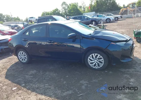 2018 Toyota Corolla L/Le/Xle/Se/Xse z USA, uszkodzony, nr VIN 5YFBURHE8JP761903